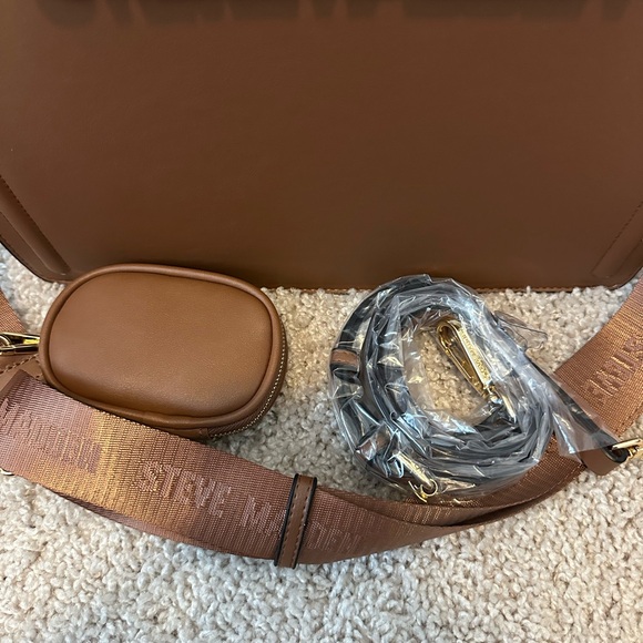 Steve Madden Evelyn Brown Crossbody Bag - Picture 2 of 8